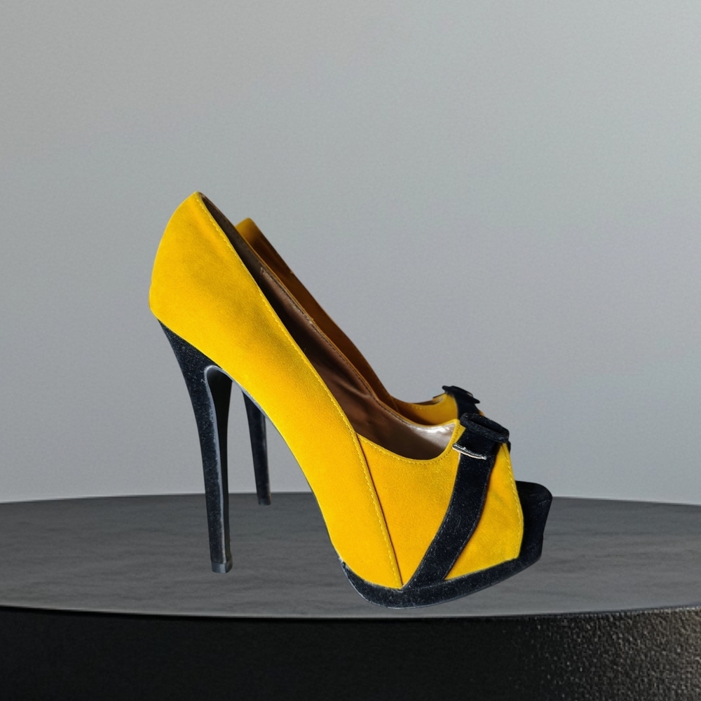 Qupid Yellow and Black Dressy Platform High Heels Shoes Women's Size 6.5